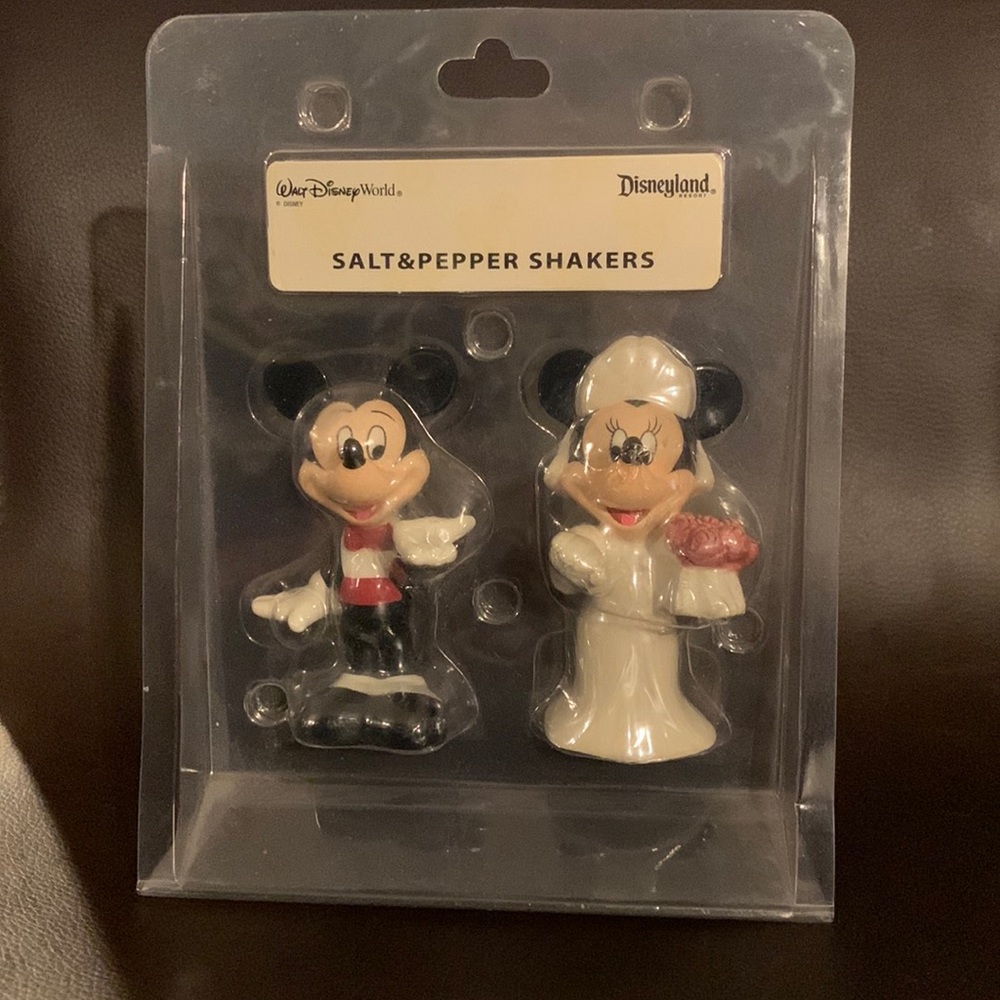 Disney Mickey and Minnie Wedding Salt and Pepper Shakers
